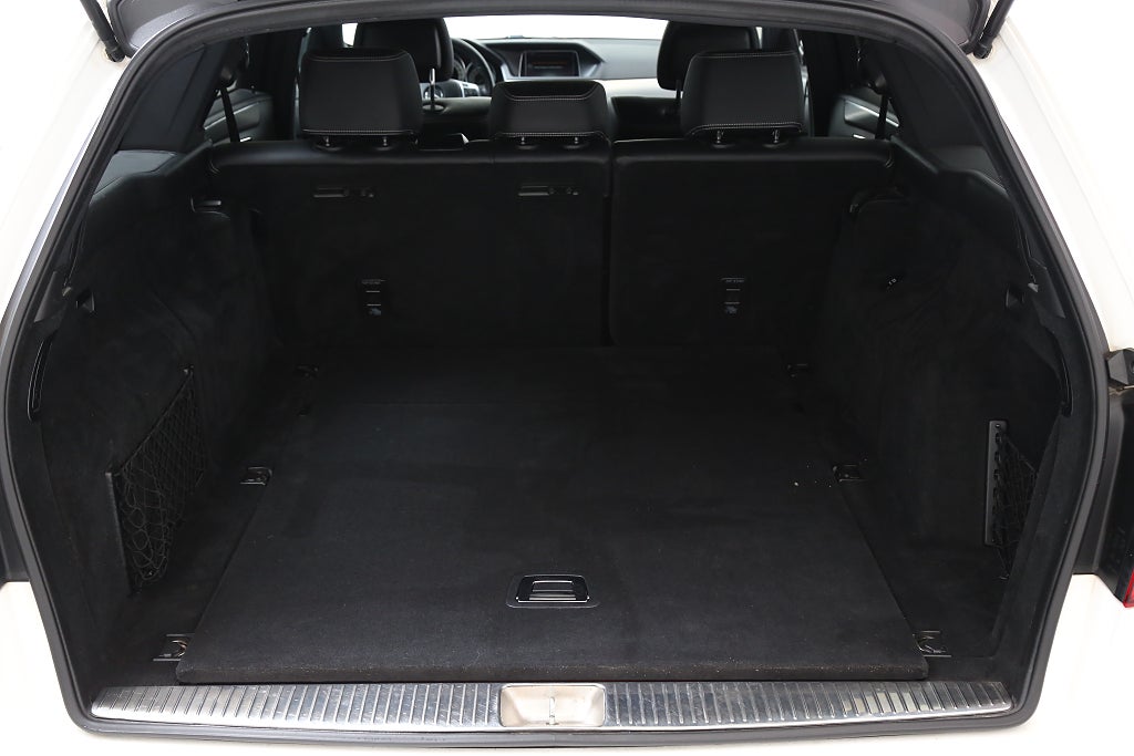 Mercedes-Benz E 220 T BlueTEC 9G-Tronic AMG Sport Avantgarde Drag