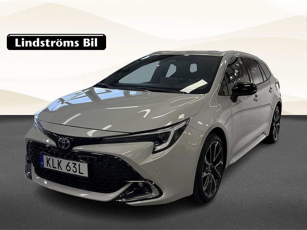 Toyota Corolla Hybrid Executive 1.8 140hk S&V-Hjul Moms