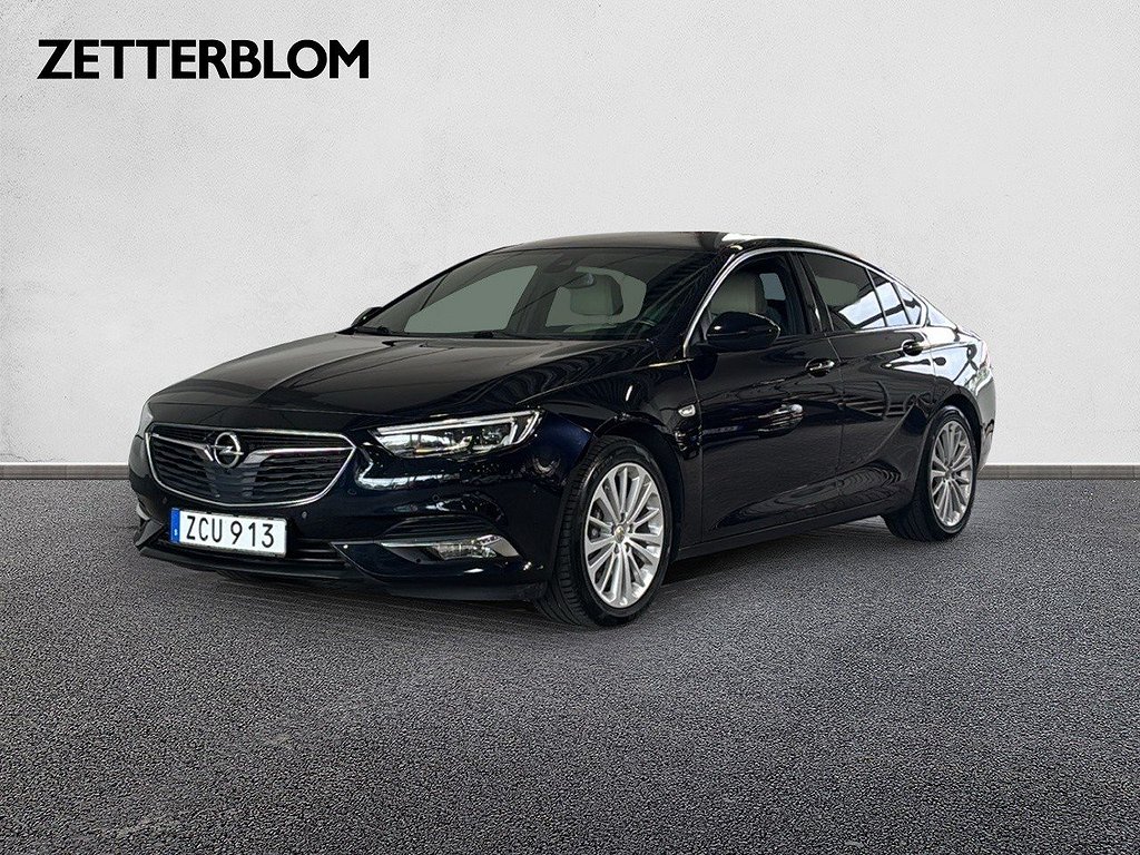 Sedan Opel Insignia 1 av 17