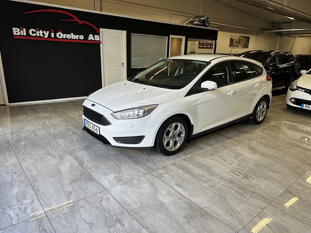 Ford Focus 1.0 EcoBoost   2-Ägare / Låga Mil / Nyservad & Besiktad