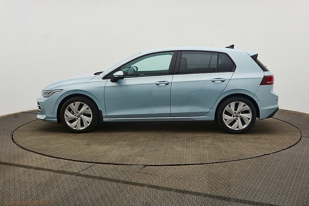 Volkswagen Golf I 1.5 TSI Life Edition, P-värmare 150hk