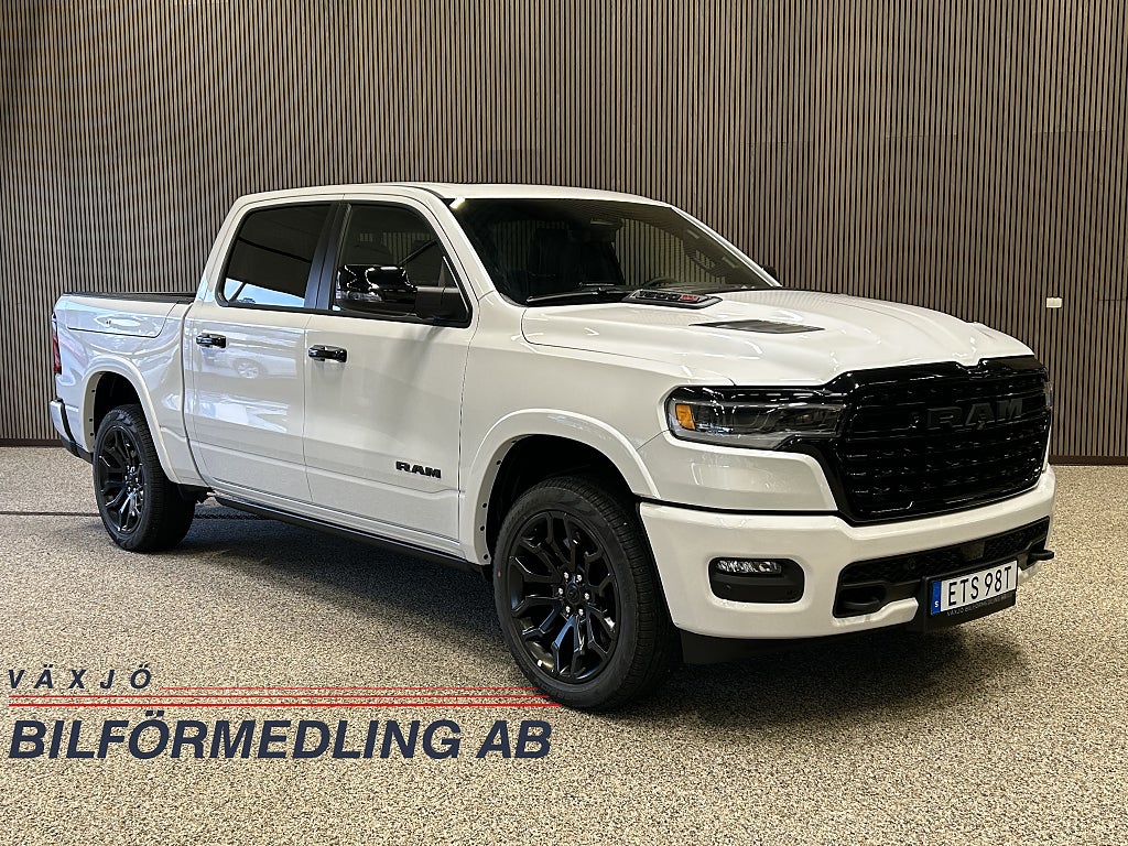 RAM 1500 1500 Limited Night Rambox 540hk Hurricane *Lagerbil*