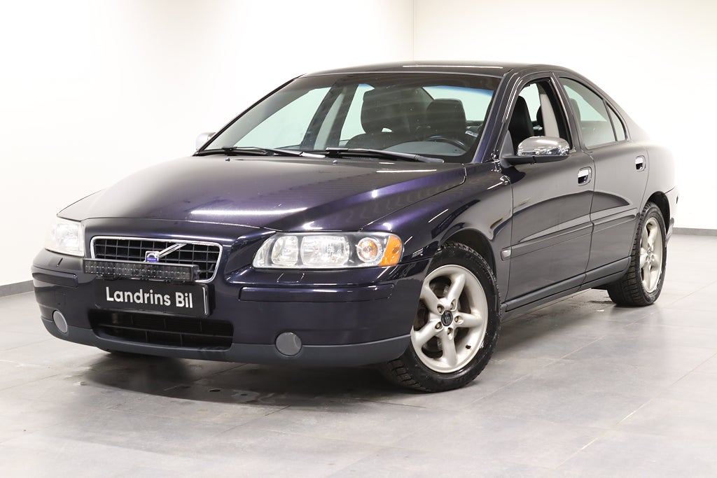 Volvo S60 2.4 Dynamic Edition 140hk