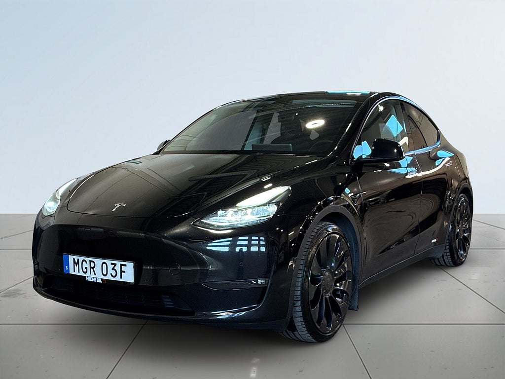 Tesla Model Y Performance Cockpit 360 Taklucka Rattvärme Skinn S&V
