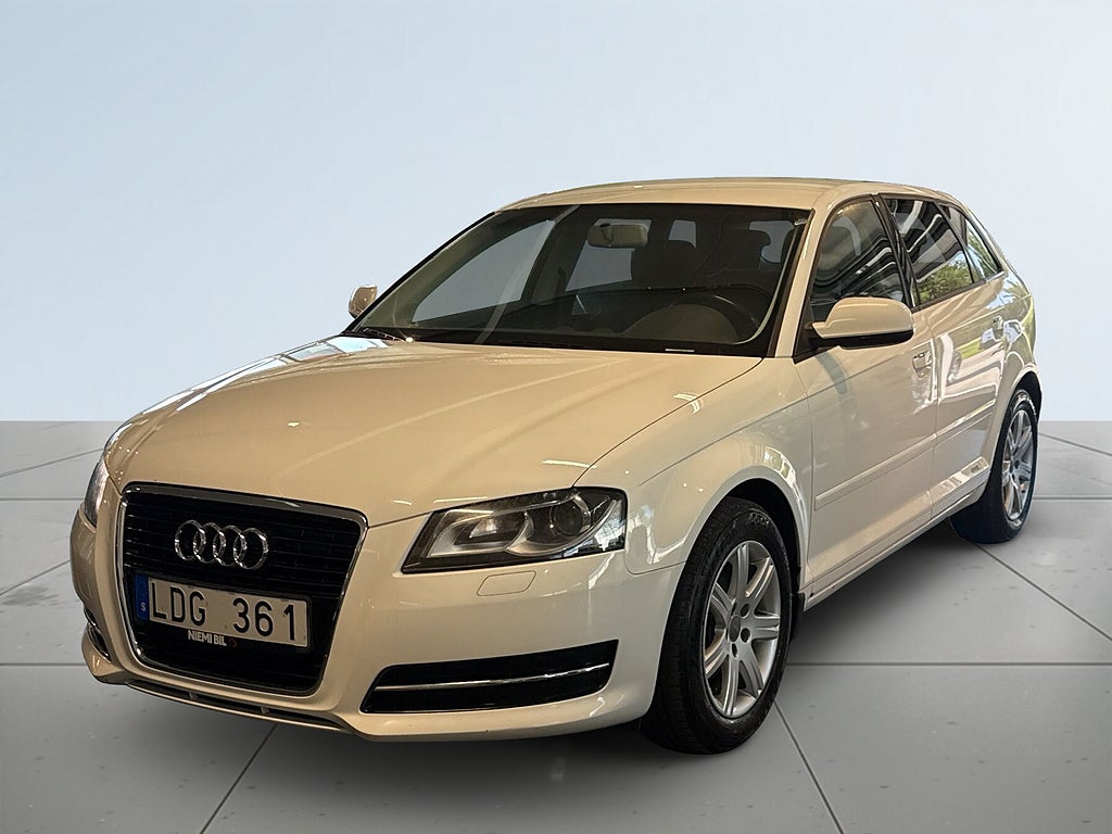 Audi A3 Sportback 1.6 TDI Motorvärmare/S&V