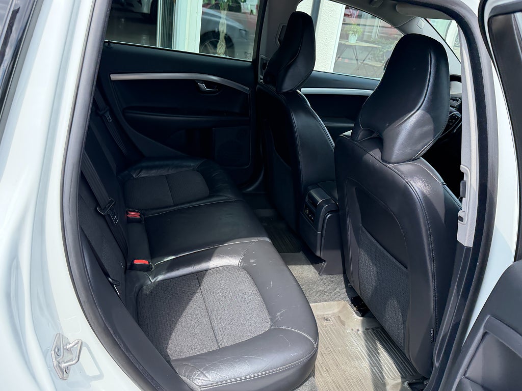 Volvo V70 D4 AWD Momentum 181 hk