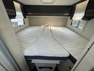 Husbil-halvintegrerad Chausson 777GA Titanium Premium 170HK Aut 11 av 20
