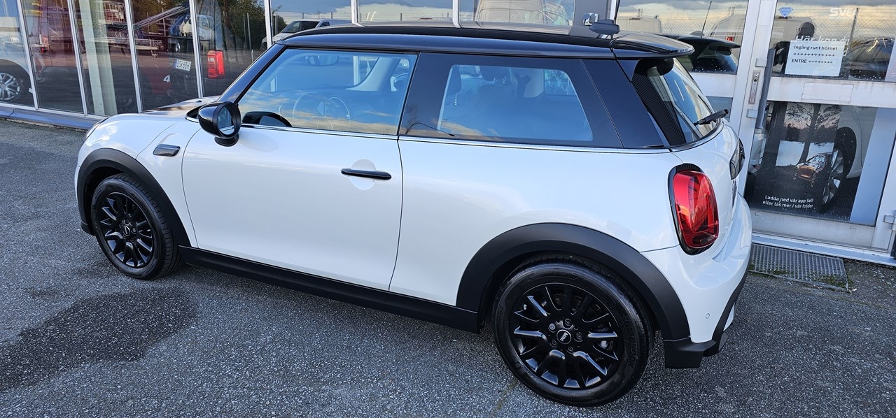 MINI Cooper 2024, photo 3/52