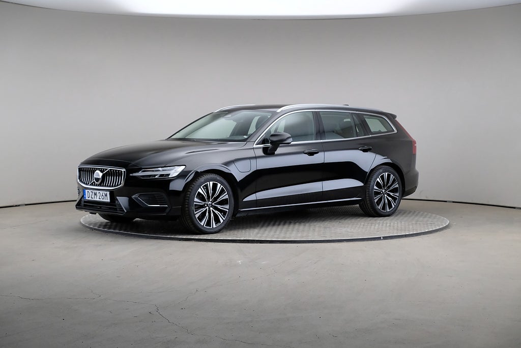 Volvo V60 Recharge T6 399hk AWD Core Edition Aut Klimat Drag