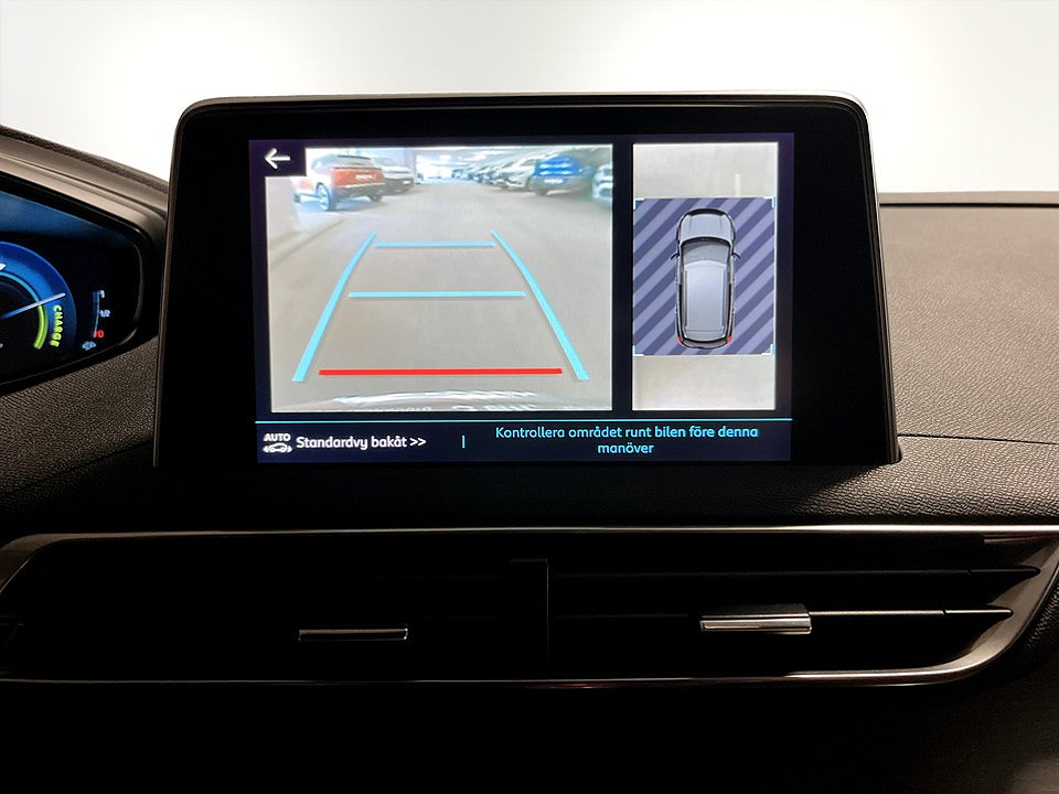 Bild på Peugeot 3008 GT Hybrid4 Aut AWD B-KAMERA ELSTOL 300hk 