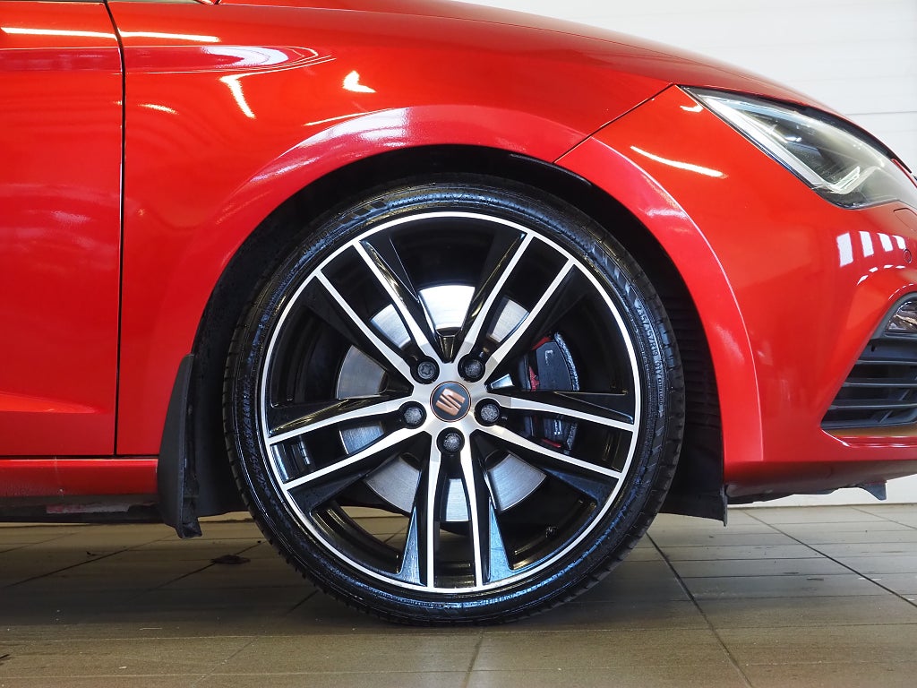 Seat Leon ST Cupra  2.0 TSI 4Drive 300hk | Navi | Beats | Cockpit | 2019