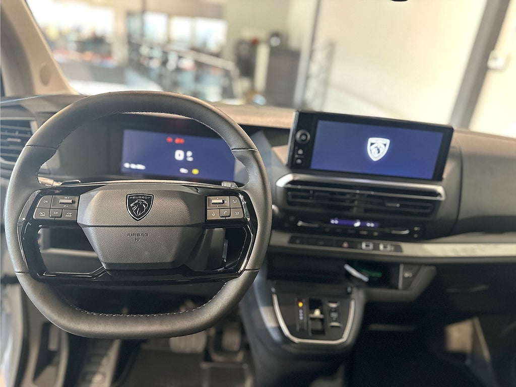 Bild på Peugeot e-Expert Plus Electric 136hk Aut L3 - DEMO