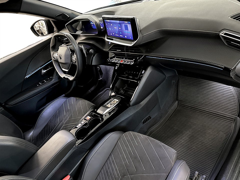 Bild på Peugeot 2008 GT Hybrid 145hk Aut B-KAMERA ELSTOL CARPLAY