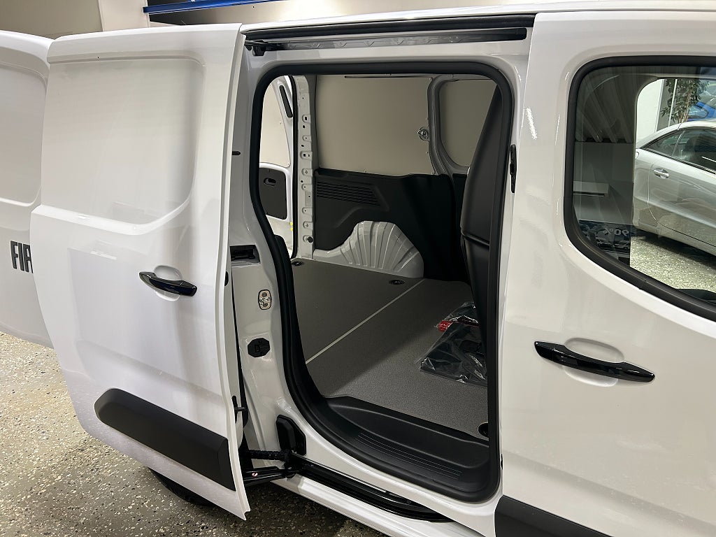 Fiat Doblo 2025 - miniatyr 8