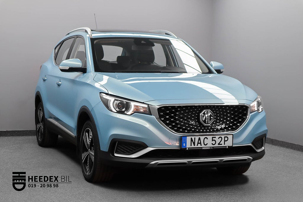 MG ZS EV Luxury 44,5 kWh Panorama Navi Kamera Skinn Carplay