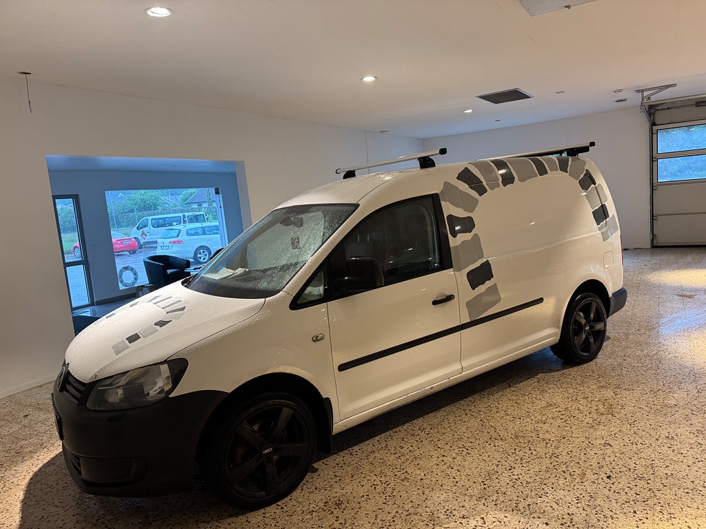 Volkswagen Caddy Maxi 1.6tdi drag maxi skåp välvårdad 