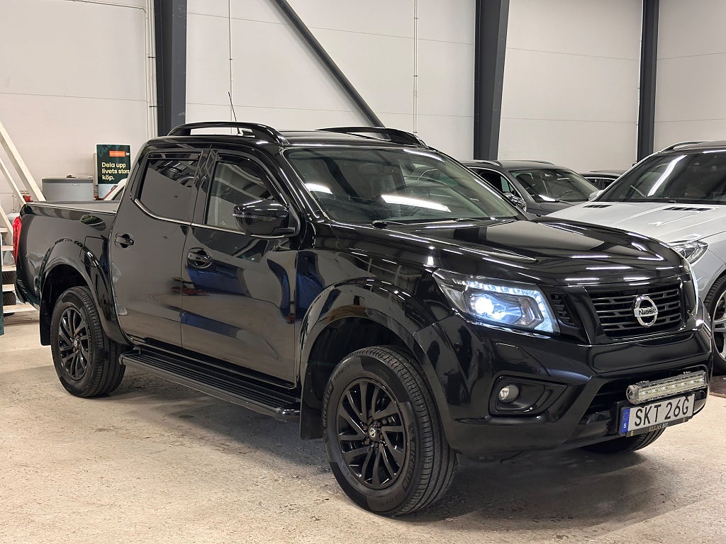 Nissan Navara DUBBELHYTT 2.3 4WD TEKNA-BLACK DIFF NAVI DVÄRM 360 TAKL