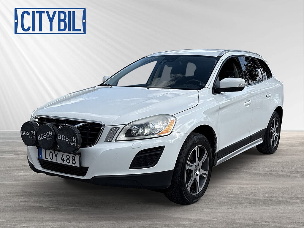Volvo XC60 D5 205hk AWD Aut Summum Läder Drag Värmare