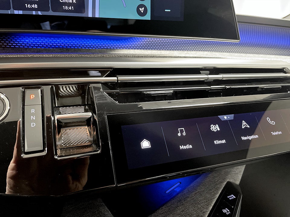 Bild på Peugeot E-5008 GT Standard Range Aut 7-SITS B-KAMERA CARPLAY 214hk