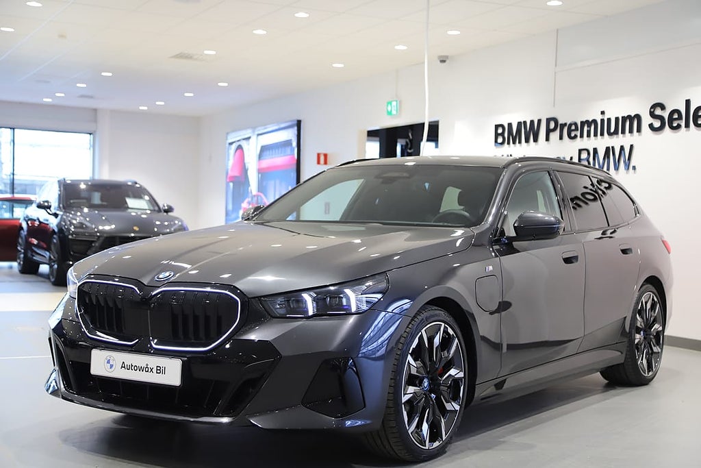 BMW 550 e xDrive Touring