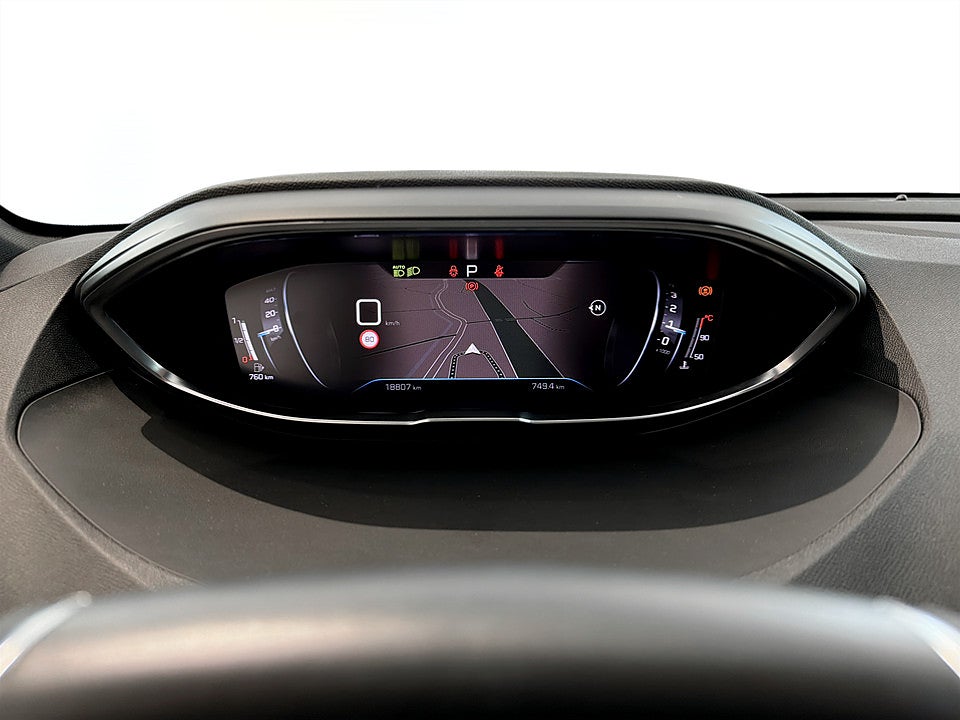 Bild på Peugeot 5008 GT 1.2 PT 130hk Aut 7-SITS B-KAMERA CARPLAY