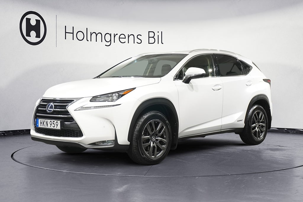 Lexus NX 2,65% ränta Nx300h AWD Executive Läder B-Kamera Drag Motorvärmar