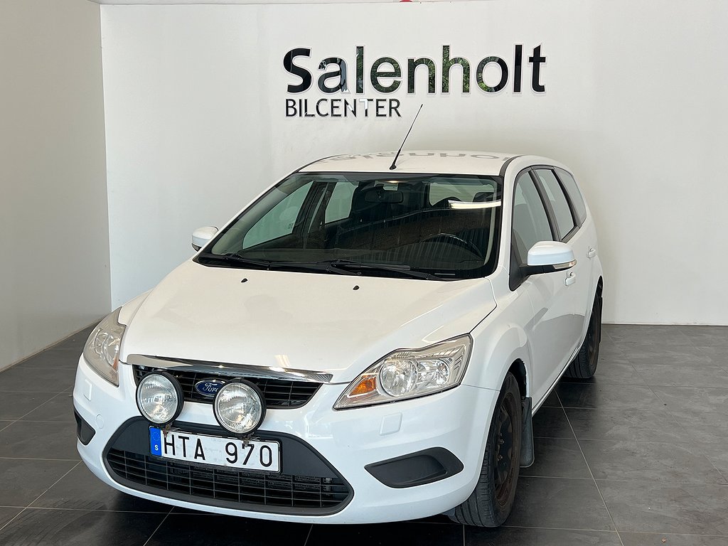 Ford Focus Kombi 1.8 Flexifuel Titanium, Trend 