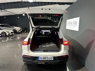 SUV Mercedes-Benz EQE 12 av 13