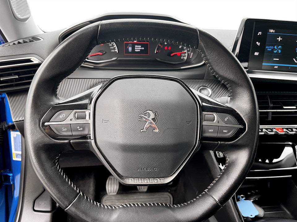 Bild på Peugeot 2008 Selection 1.2 PT 100hk B-KAMERA CARPLAY