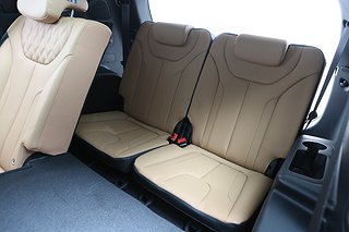 SUV Hyundai Santa Fe 7 av 27