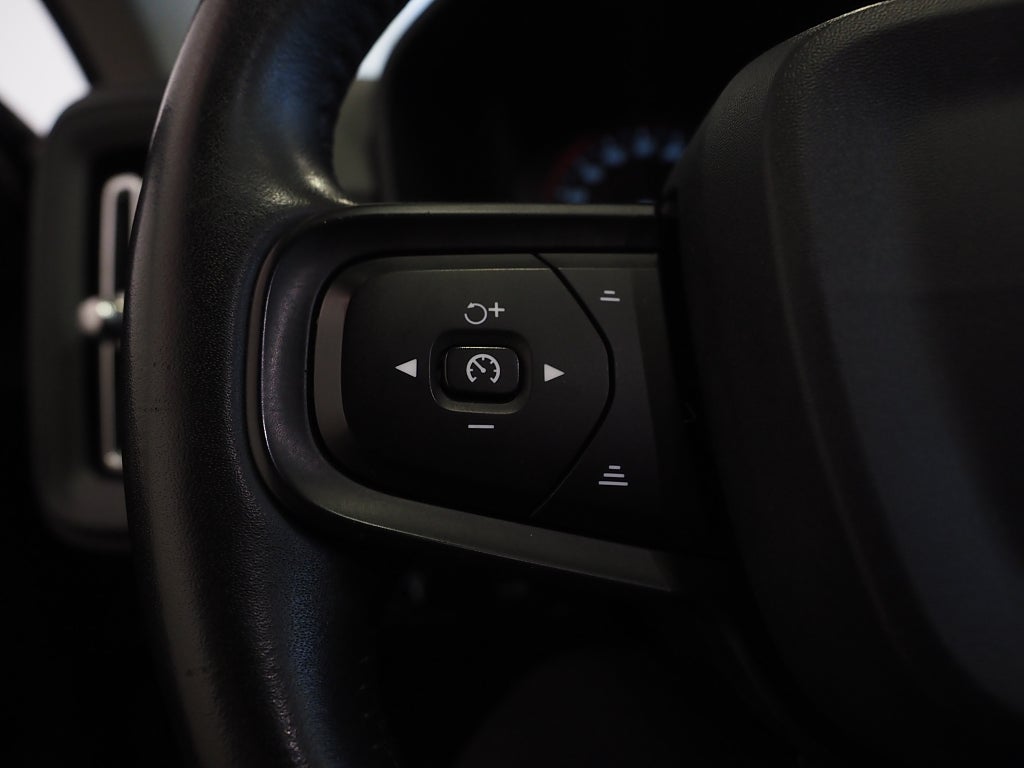 Volvo XC40 T3 Geartronic 163hk Backkamera Farthållare Lane Assist