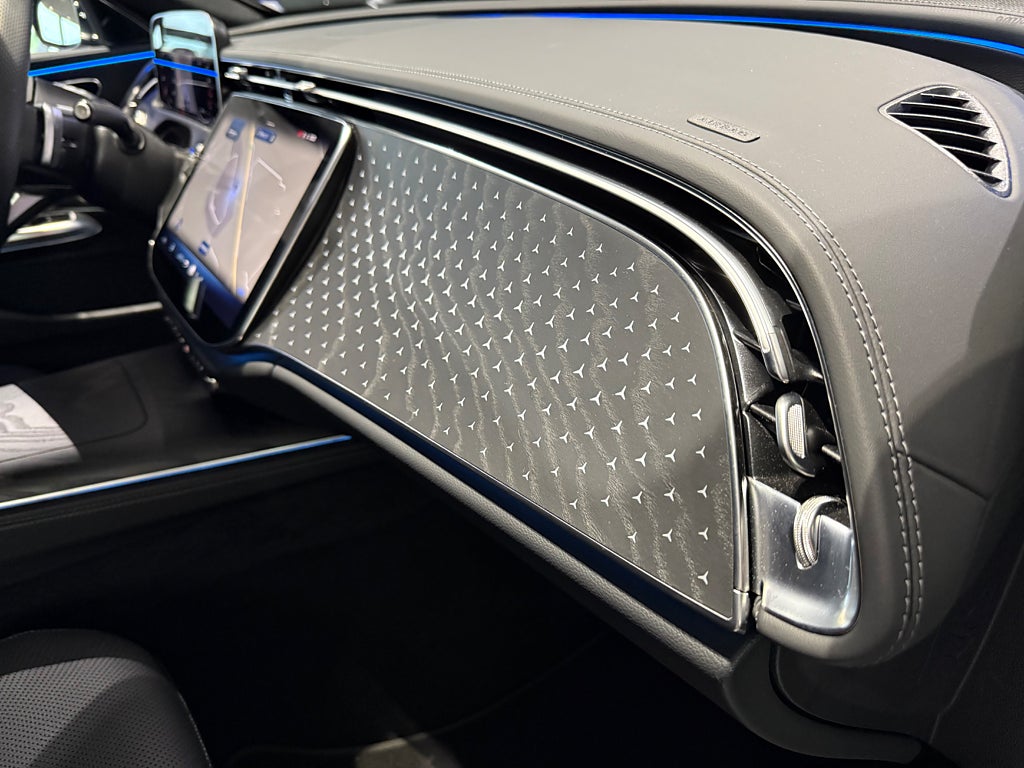 Mercedes-Benz E 300 de 4MATIC AMG Premium 20tum Läder - bild 21