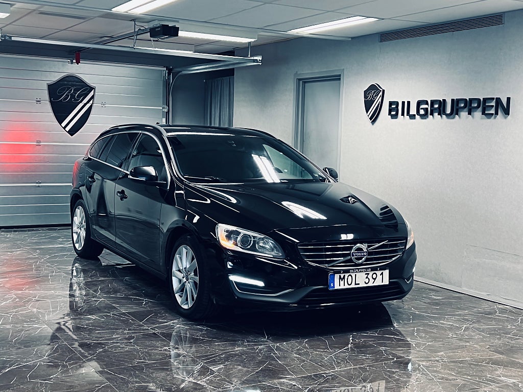 Volvo V60 D4 AWD Geartronic Momentum B Edition|Drag|D-Värmare|