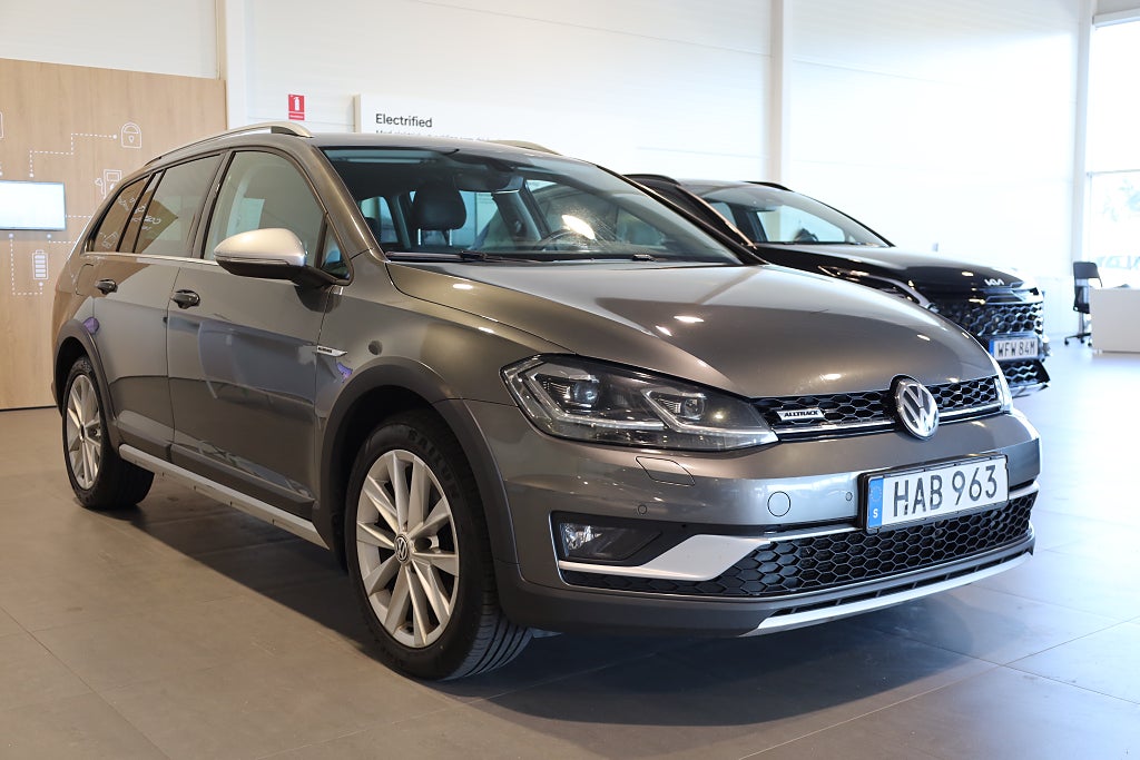 Volkswagen Golf Alltrack 1.8 TSI BMT 4Motion Drag Värmare Kamera Massage Ca 2017