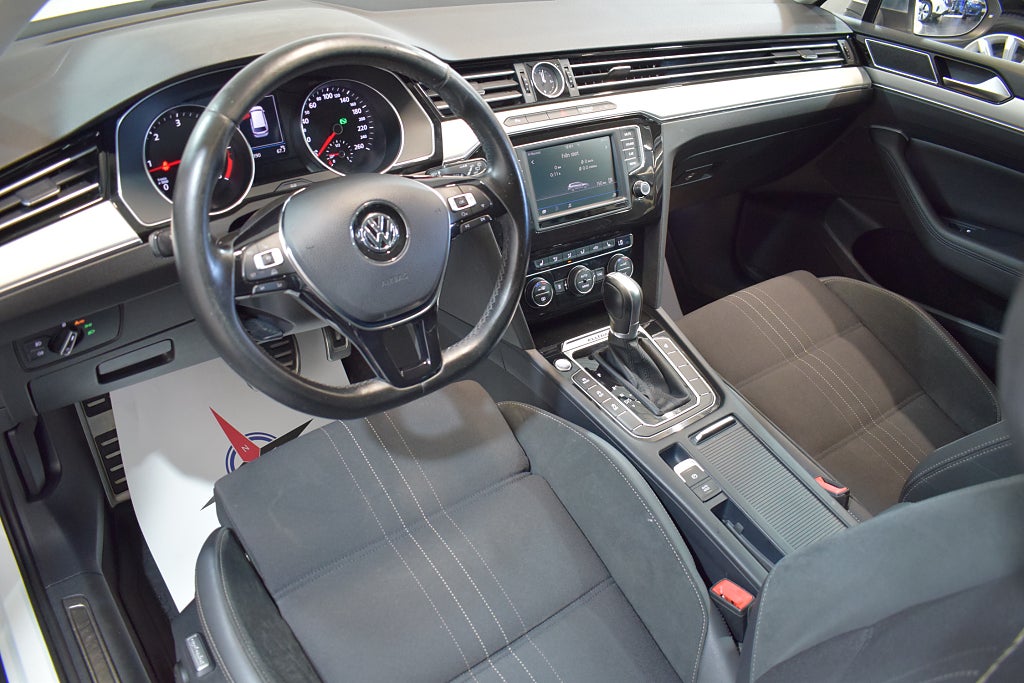 Volkswagen Passat Alltrack 2017 - miniatyr 5