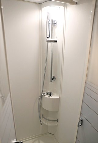 Husbil-halvintegrerad Sun Living S75 SL 15 av 25