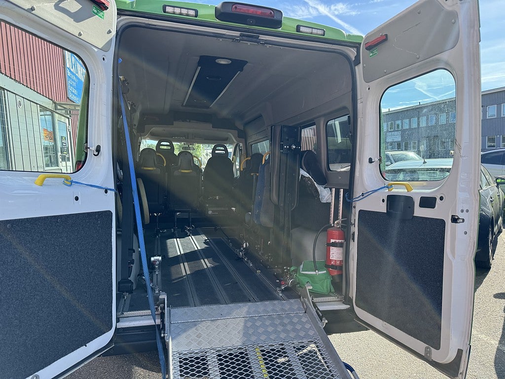 Fiat Ducato Skåpbil 35 2.2 Multijet 140 Euro 6 | MOMS | FÄRDTJÄNST