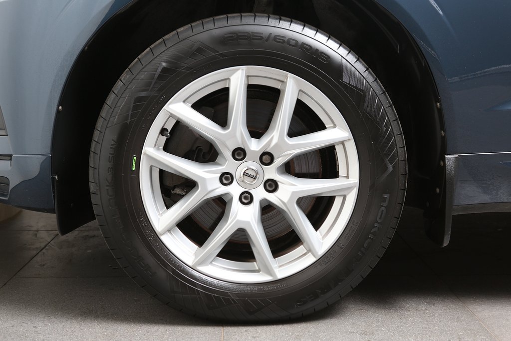 Volvo XC60 D4 190hk Momentum SE Teknik Drag Kamera Navi VOC 2019