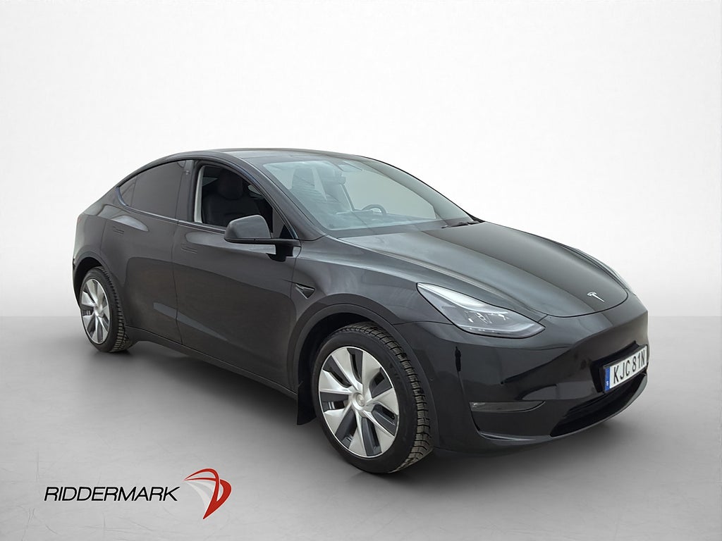 Tesla Model Y Long Range AWD Autopilot Svensksåld MOMS