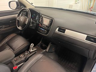 SUV Mitsubishi Outlander 10 av 22