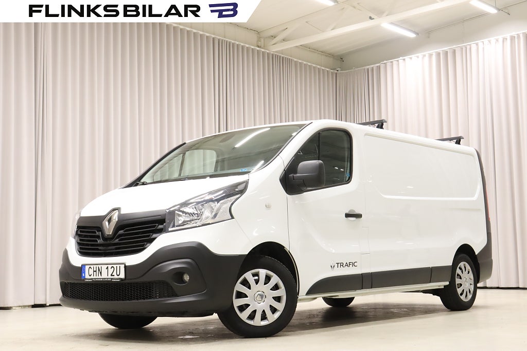Renault trafic dCi 120HK L2|Inredd|Drag|Dieselvärmare|Lågmil