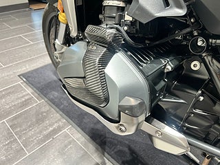 BMW R1250R Opt719/Akra/Kolfiber/Väskor/Hugger