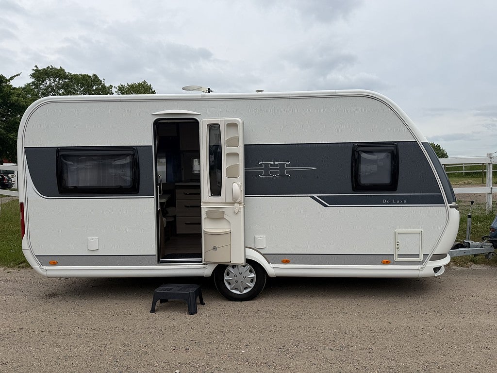 Hobby 460 UFe Deluxe Förtält Stor Kyl Frys 
