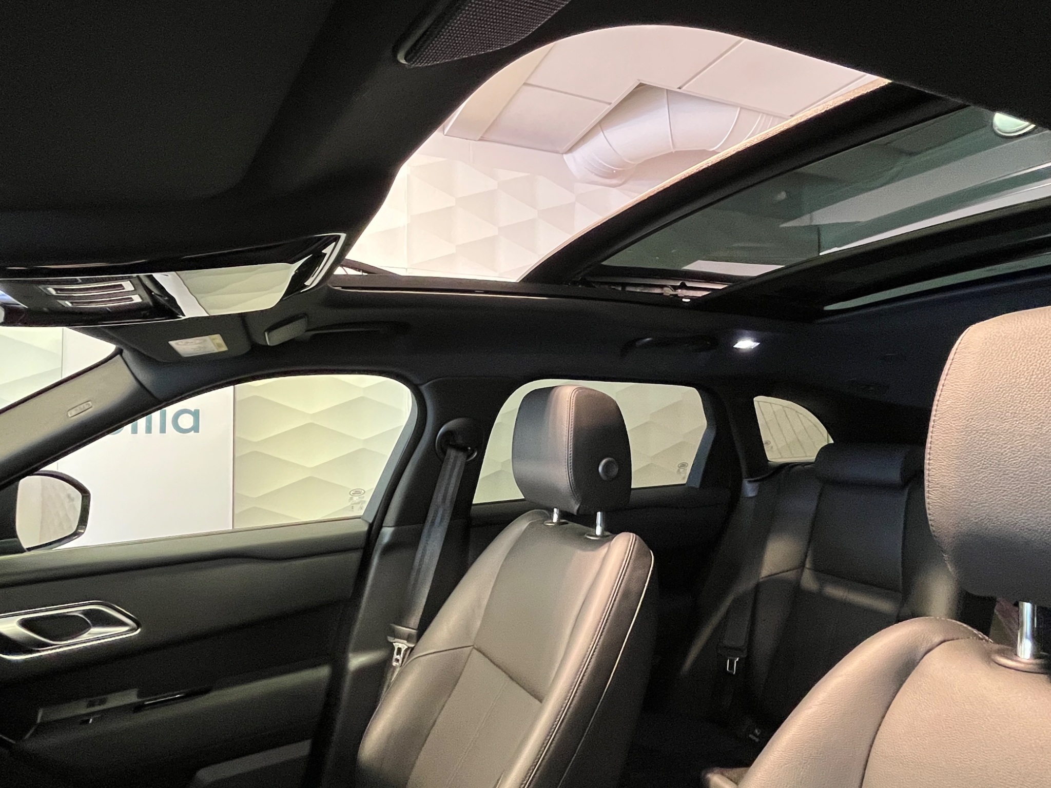Land Rover Range Rover Velar 2026, bild 7/23