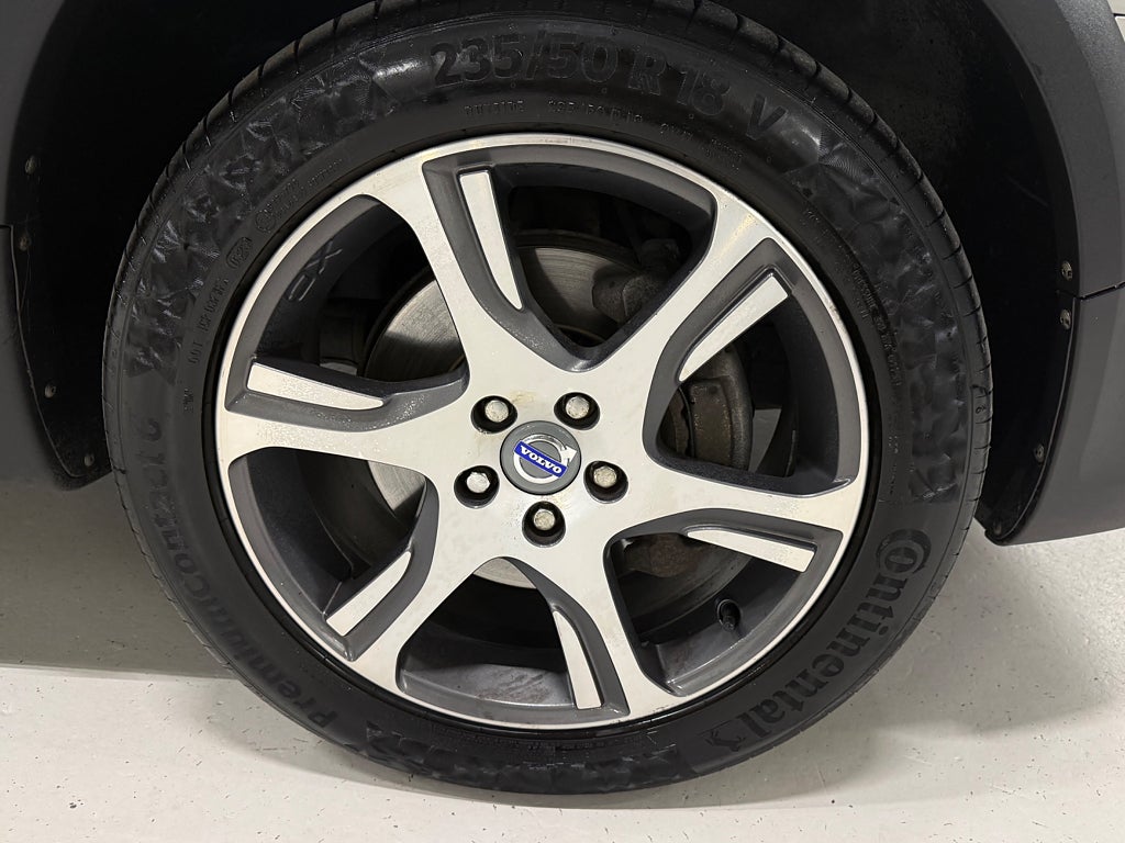 Volvo XC70 D5 AWD Geartronic Summum 2 Ägare - miniatyr 28