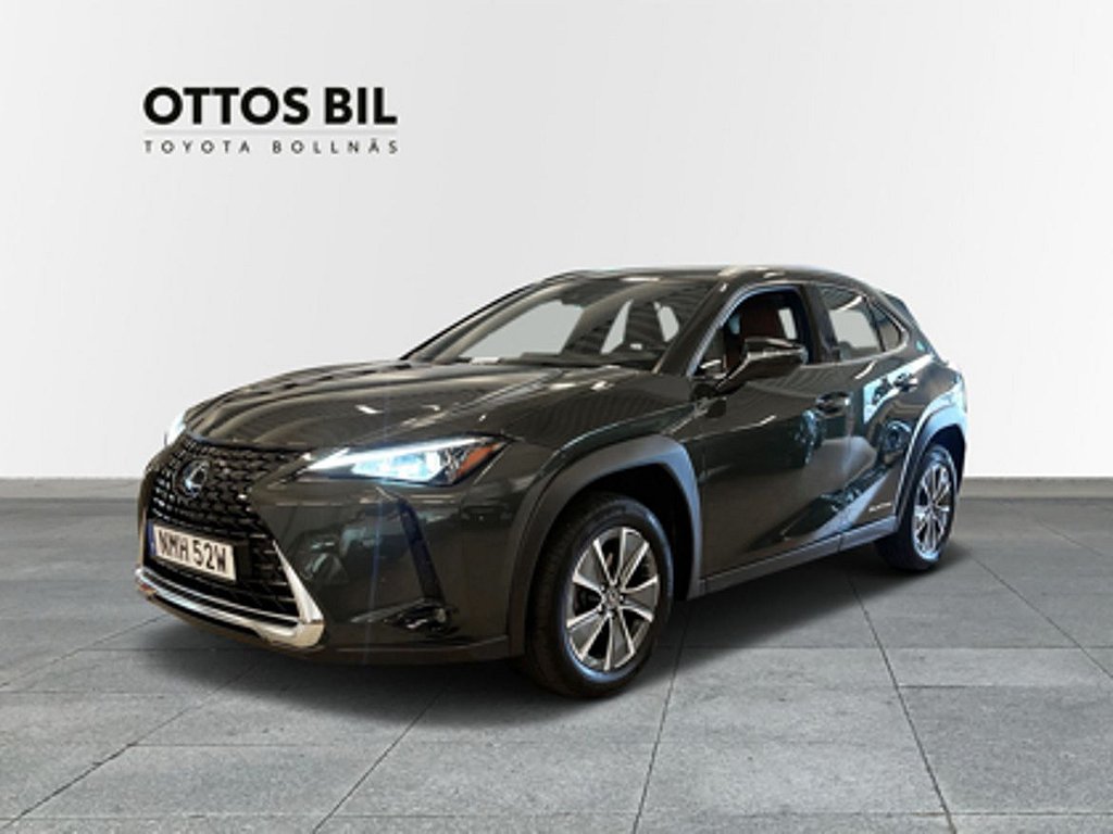 Lexus UX 300e UX300E PREMIUM / S-V-Hjul,mm