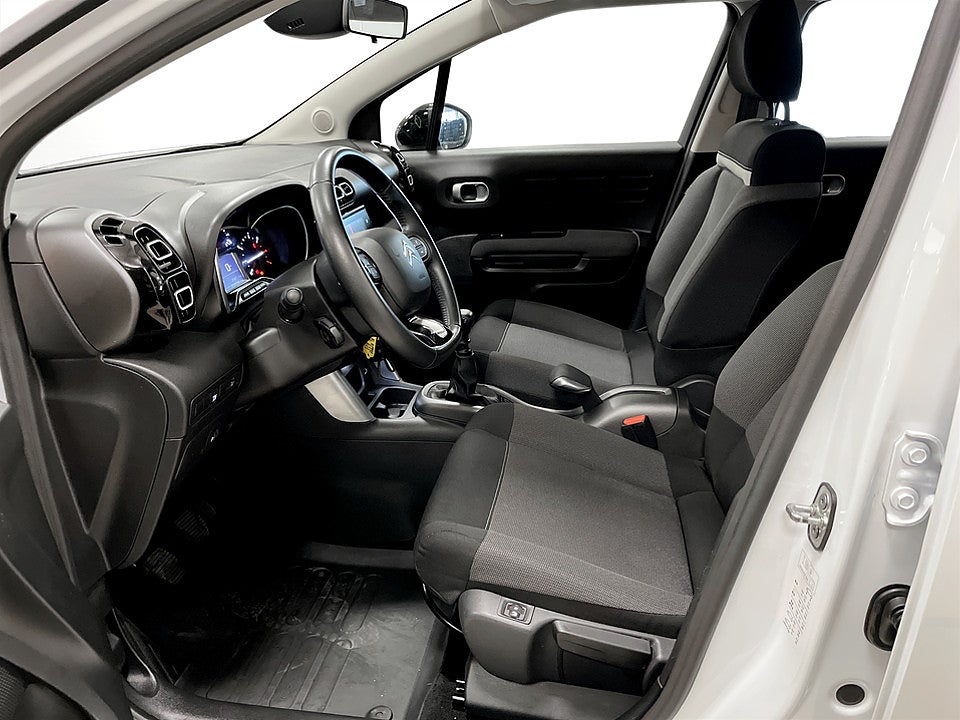 Bild på Citroën C3 Aircross Feel 1.2 PT CARPLAY FARTHÅLLARE 110hk