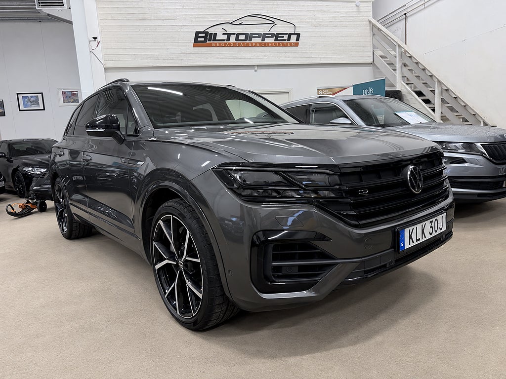 Volkswagen Touareg R eHybrid 3.0 V6 TSI 462 hk 4Motion Luft / HUD / NightV