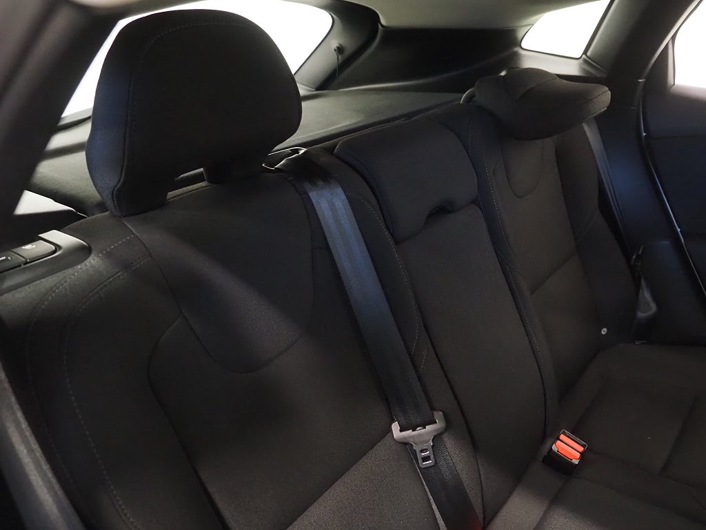 Volvo V40 T2 122hk Kinetic | Farthållare | Bluetooth | 2016