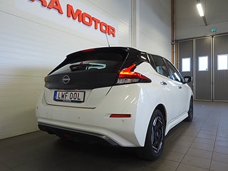 Halvkombi Nissan Leaf 6 av 22